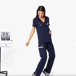 FIGS Womens Navy Blue Three-Pocket Scrub Top Small + Kade Cargo Scrub Pants XS